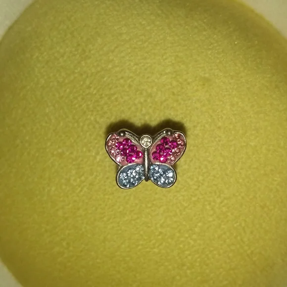 Hallmark connections butterfly charm - Picture 2 of 3